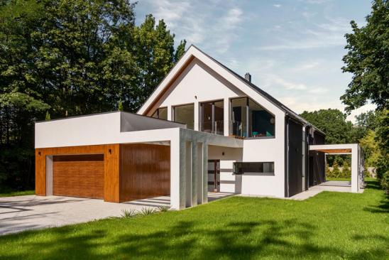 Einfamilienhaus mit Garage und Dachterrasse