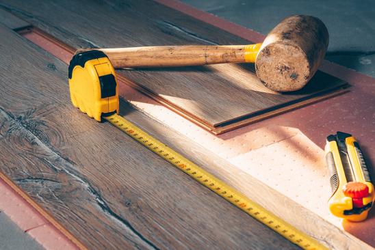 Laying of floor coverings, installation of laminate