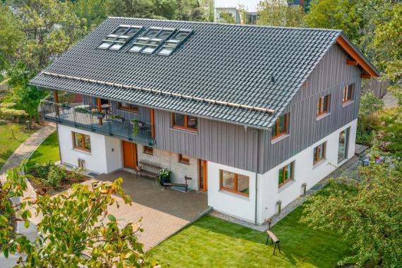 Mehrgenerationenhaus als Fertighaus: Musterhaus Poing